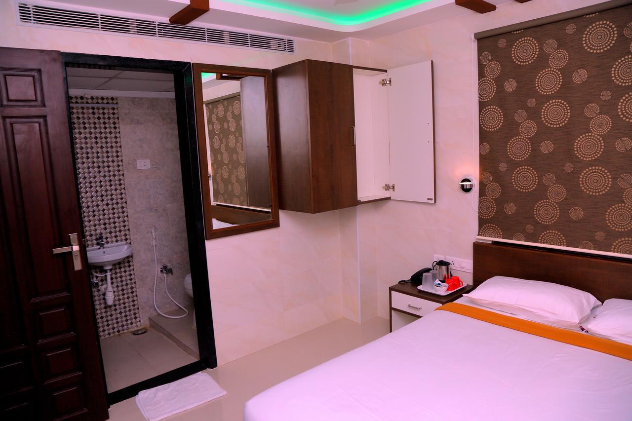 Hotel Sri Maharaja Residency Tiruchirappalli Zewnętrze zdjęcie